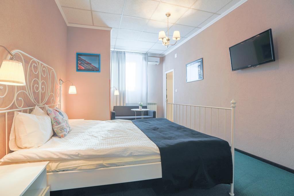 Artmotel & Bistro Haţeg Værelse billede