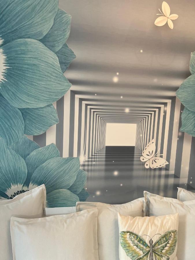Artmotel & Bistro Haţeg Eksteriør billede